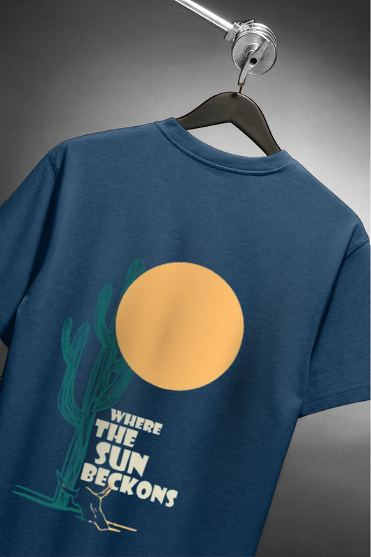 Where the sun beckons Oversized T-Shirt